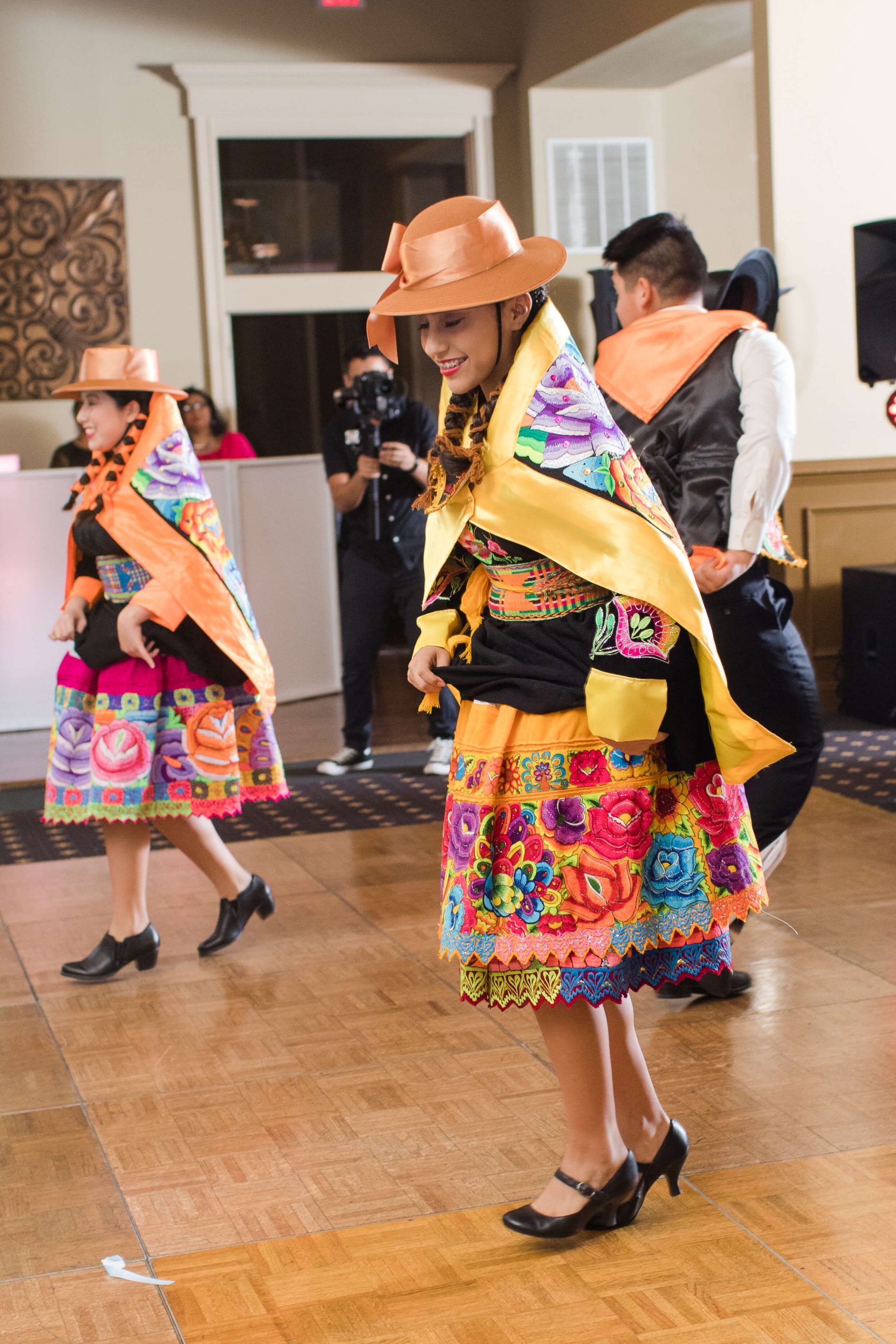 Peruvian Dance- Bodamaestra Wedding Planning- Bilingual Coordinator