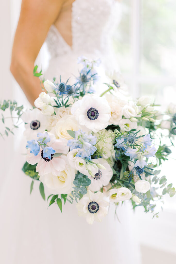 brides-floral-bouquet-dusty-blue-and-white